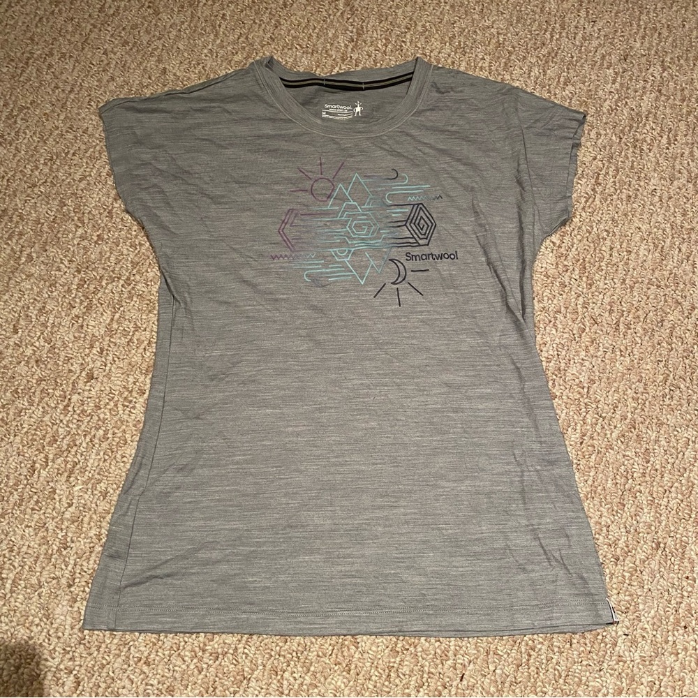 Merino wool shirt women’s medium